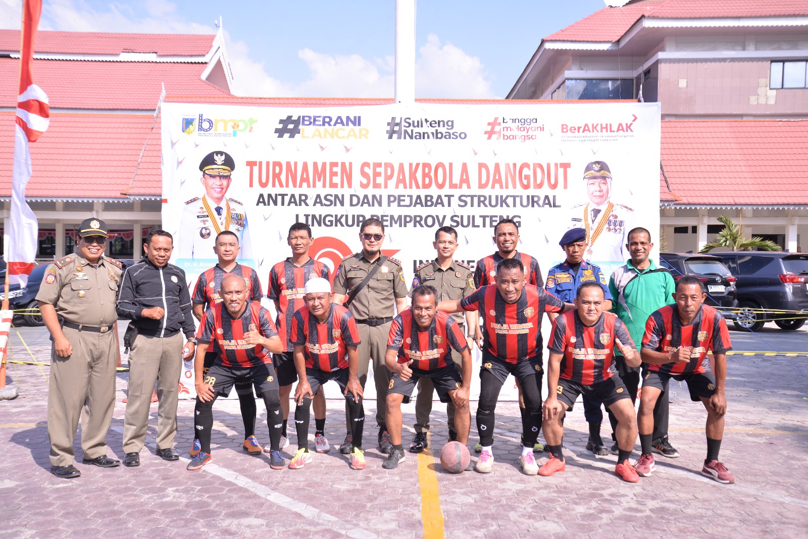 Satpol PP Prov Sulteng Turut Meriahkan HUT Ke-81 Kemerdekaan RI, Praja Fc Melaju Ke Babak 8 Besar Lomba Bola Dangdut